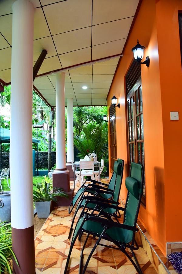 One And Only Apartment Negombo Bagian luar foto
