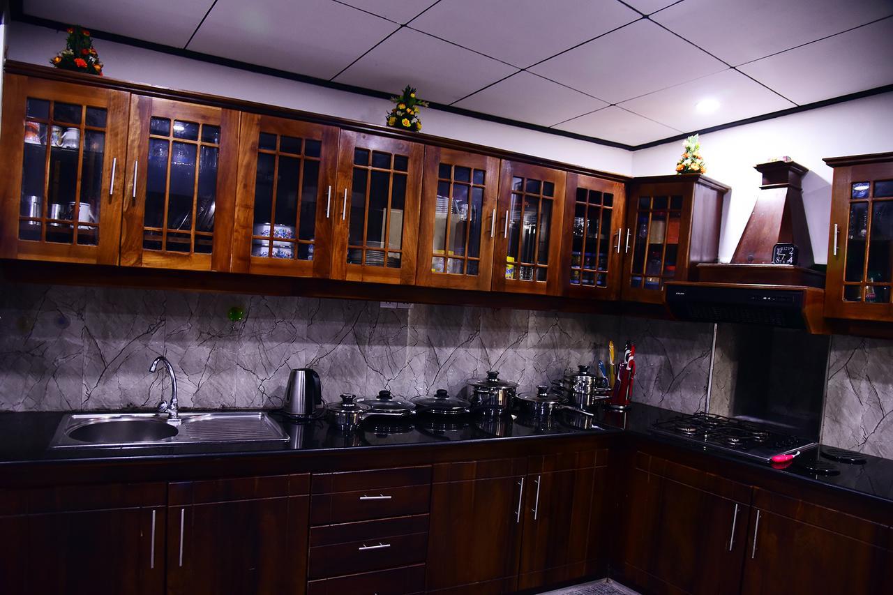 One And Only Apartment Negombo Bagian luar foto