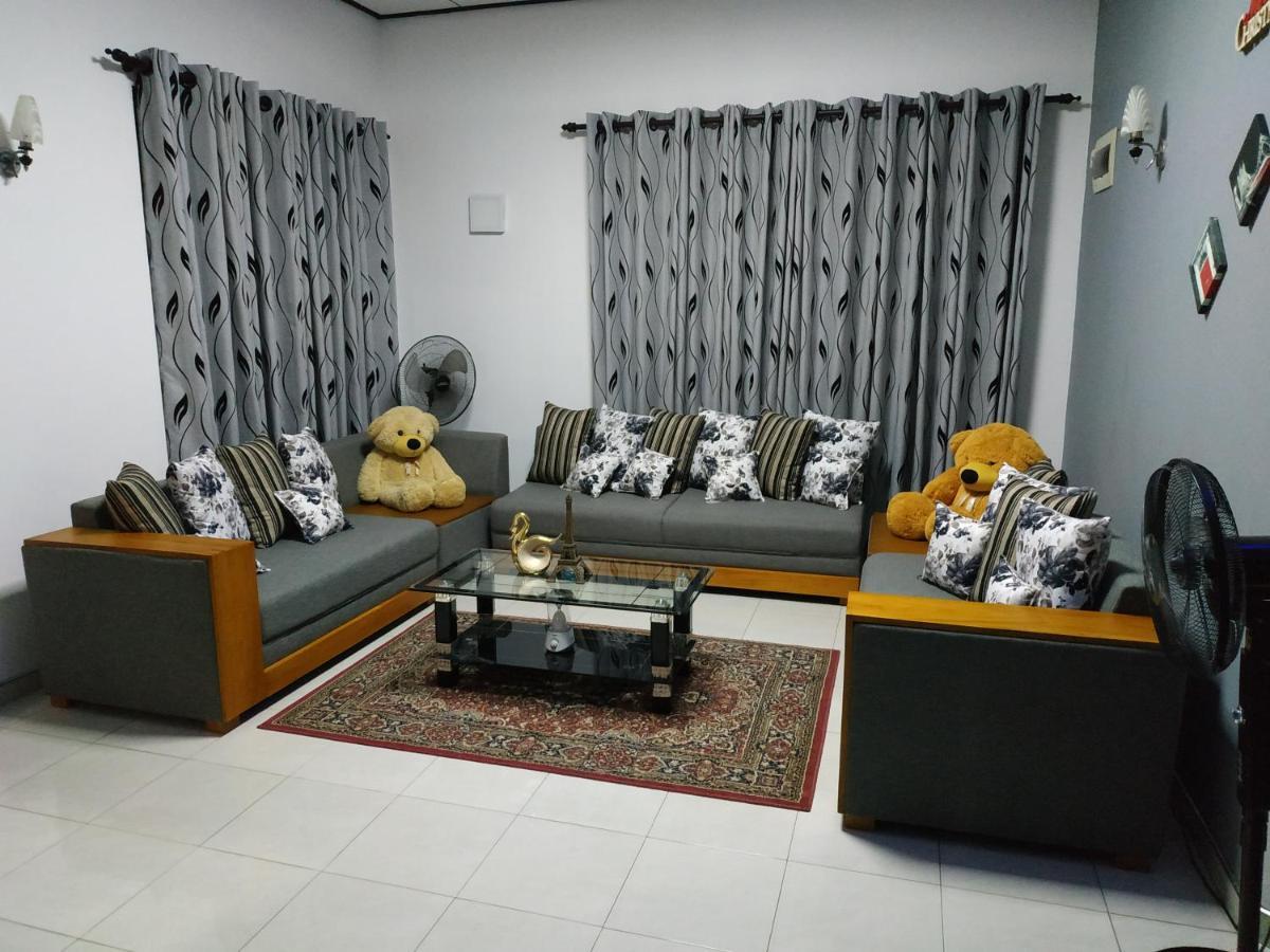 One And Only Apartment Negombo Bagian luar foto